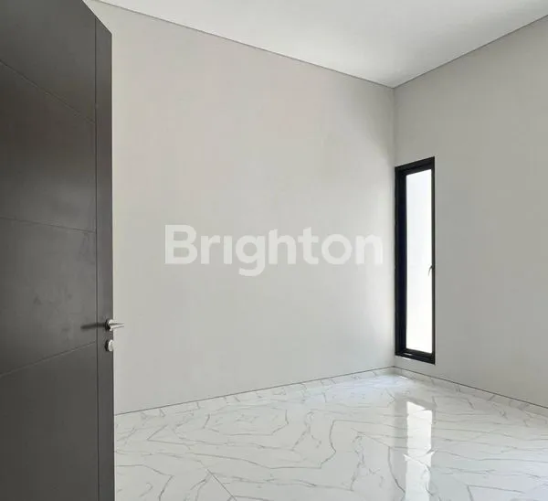 image RUMAH BARU 2 LANTAI. KUTISARI INDAH UTARA.. FREE PAJAK PEMBELI, FREE BIAYA NOTARIS (4)