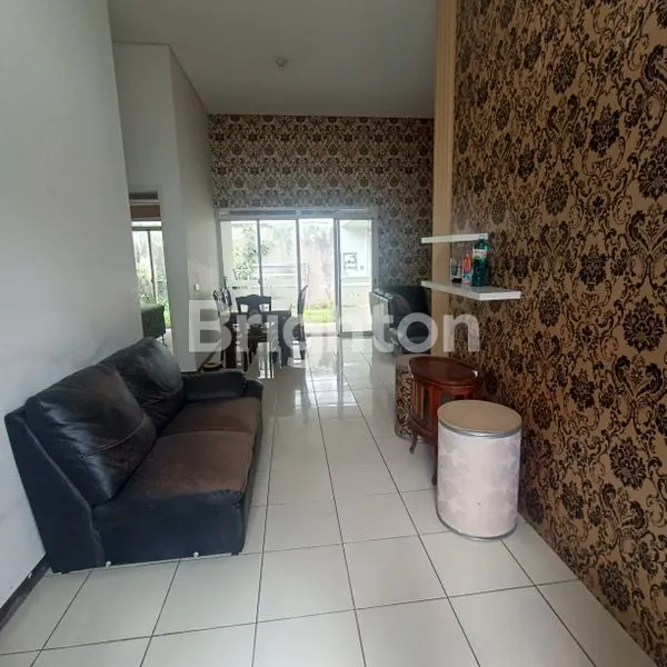 image RUMAH DISEWAKAN DI KOTA BARU PARAHYANGAN | FAVORIT KELUARGA, UDARA SEJUK & TENANG (1)