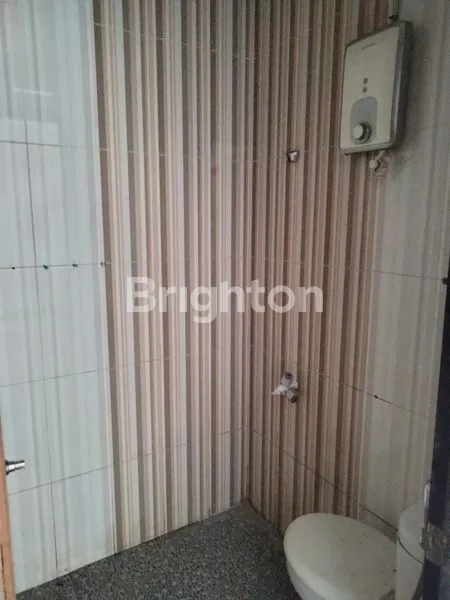 image RUMAH MODERN MINIMALIS HARGA EKONOMIS LOKASI STRATEGIS - 5 MENIT DARI BORMA KATAPANG - SIAP HUNI & BEBAS BANJIR (7)