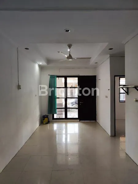 image RUMAH CANTIK DI GRAND DUTA, LT 90M², 3 KT (5)