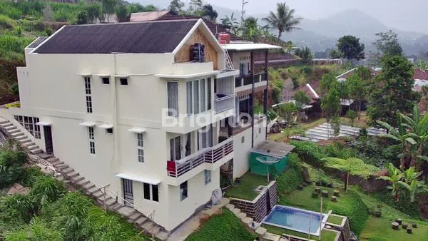 image VILLA KEMUNING FULL FURNISH, VIEW KEBUN TEH & PRIVATE POOL (3)