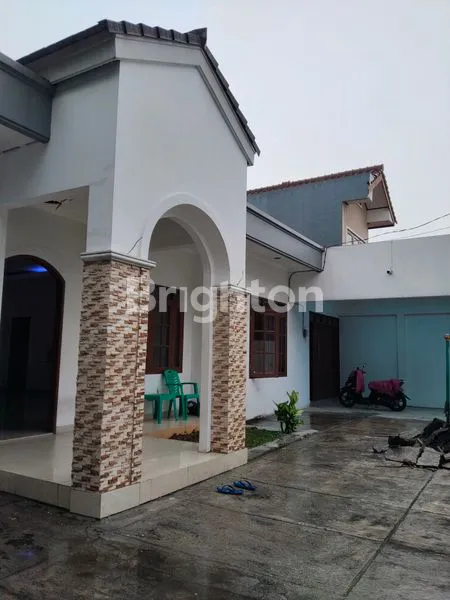 RUMAH DISEWAKAN – CEMPAKA PUTIH