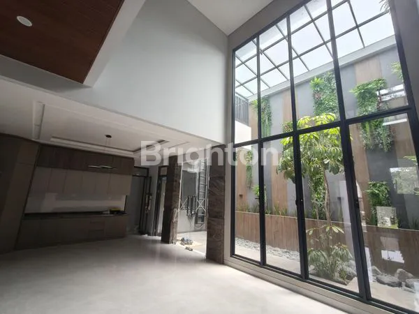 image  RUMAH MEWAH CITRALAND 3 LANTAI LIFT BARU SIAP HUNI (6)