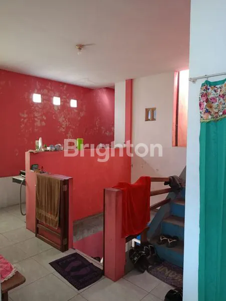 image RUMAH STRATEGIS 2 LANTAI, DEKAT ALUN-ALUN BATU (4)