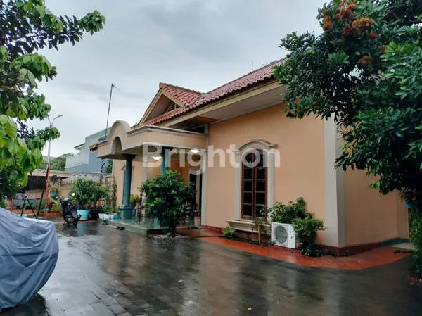 image RUMAH DI JL. TIM ASIH WIBAWA MUKTI 2, JATIASIH BEKASI, SHM, LT:860M, LB:500, KM: 5, KT: 4, NYAMAN, ASRI, BEBAS BANJIR DAN LOKASI STRATEGIS (2)