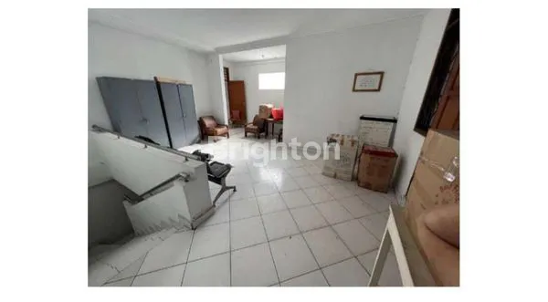 image DIJUAL RUKO STRATEGIS 2,5 LANTAI, SHM LENGKAP, DENPASAR BARAT (5)