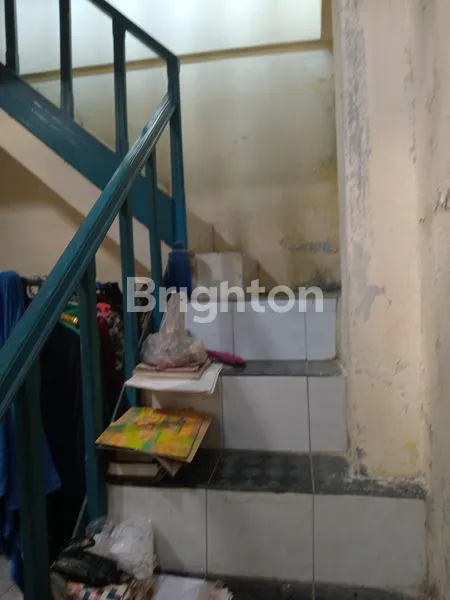 image RUMAH 2 LANTAI SHM, LT 270M² DI SERENGAN SOLO (5)