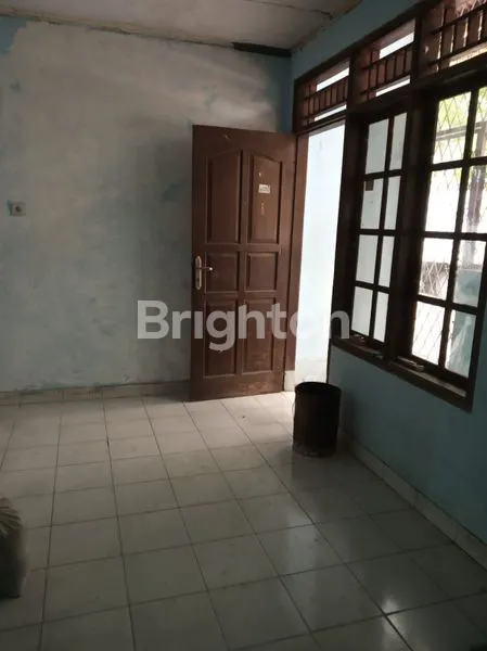 image RUMAH TUA BENTUK L JELAMBAR (4)