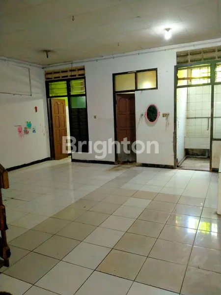 image RUKO 2 LANTAI, LOKASI RAMAI DI JL. SUPRIYADI (1)