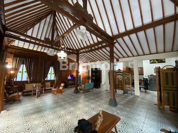 image RUMAH LIMASAN FULL KAYU JATI DEKAT UMY  (8)