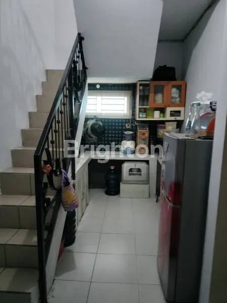 image RUMAH 3 LANTAI SIAP JADI KOS — AREA RAMAI SIMO KWAGEAN SURABAYA (3)