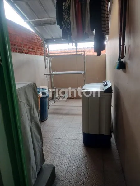 image RUMAH 3 LANTAI SIAP JADI KOS — AREA RAMAI SIMO KWAGEAN SURABAYA (7)