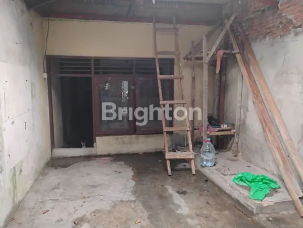 image RUMAH TUA JELAMBAR (5)