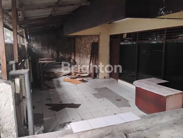 image RUMAH TUA JELAMBAR (2)