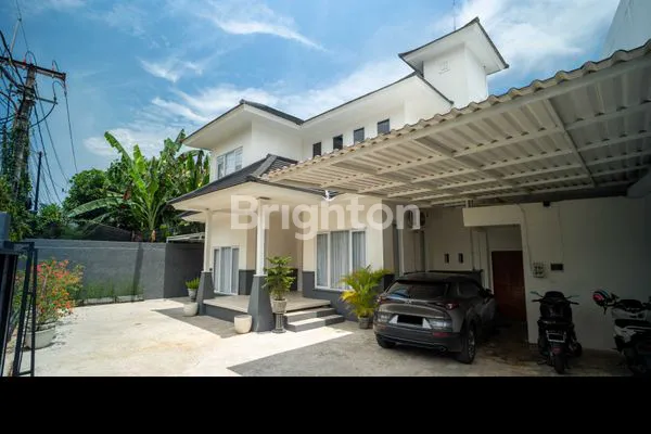 image DISEWAKAN – VILLA MODERN MINIMALIS DUA LANTAI AREA PREMIUM\\\\N (1)