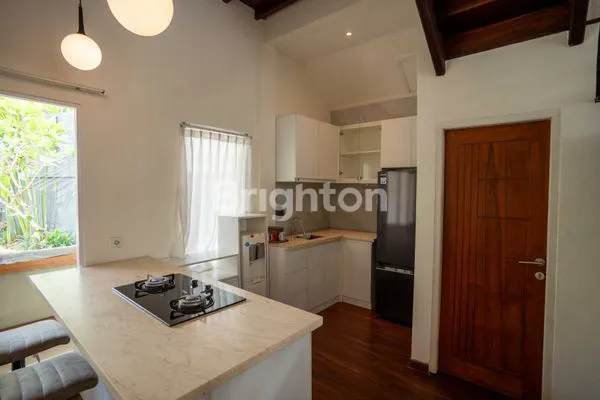 image DISEWAKAN – VILLA MODERN MINIMALIS DUA LANTAI AREA PREMIUM\\\\N (4)