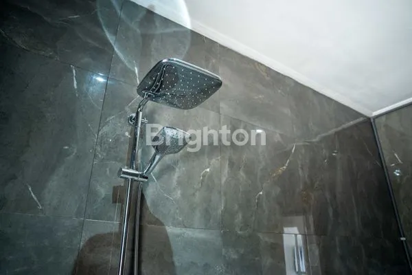 image DISEWAKAN – VILLA MODERN MINIMALIS DUA LANTAI AREA PREMIUM\\\\N (6)