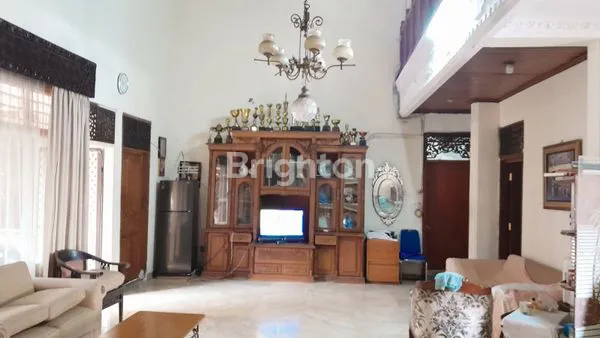 image RUMAH STRATEGIS PENGADEGAN PANCORAN – PINGGIR JALAN RAYA | SHM | COCOK KOS-KOSAN & INVESTASI (5)