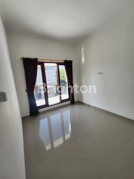 image RUMAH MODERN SIAP HUNI DALAM CLUSTER ONE GATE SISTEM (5)