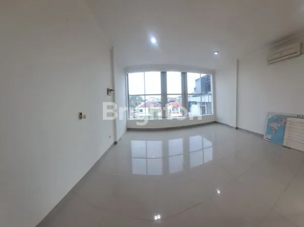 image RUKO 4 LANTAI BARU DIRENOVASI DALAM KOMPLEK GREEN VILLE (4)