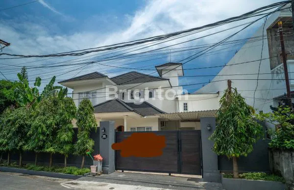 image DISEWAKAN – VILLA MODERN MINIMALIS DUA LANTAI AREA PREMIUM\\\\N (5)