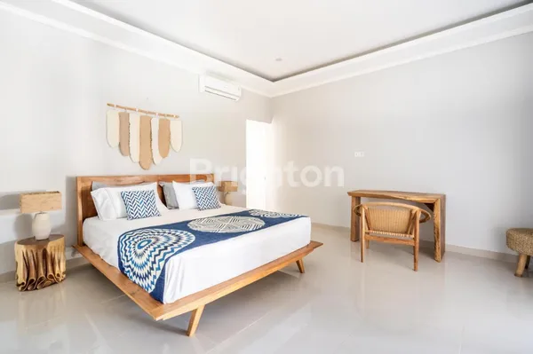 image [FOR RENT] LUXURY TROPICAL OASIS IN THE HEART OF PADANG LINJONG, CANGGU (2)