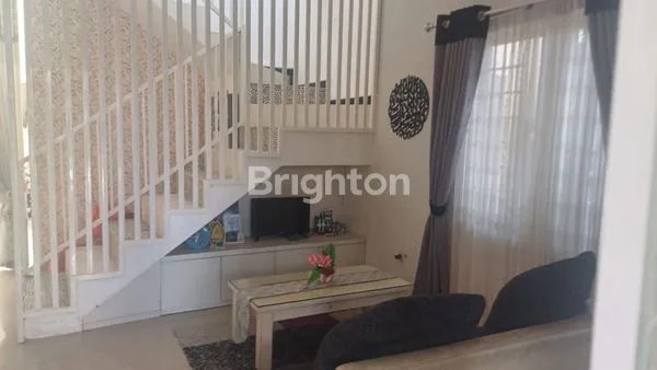 image RUMAH 2 LANTAI SIAP HUNI 5 MENIT KE UNIVERSITAS BRAWIJAYA & SEKOLAH HWA IND (2)