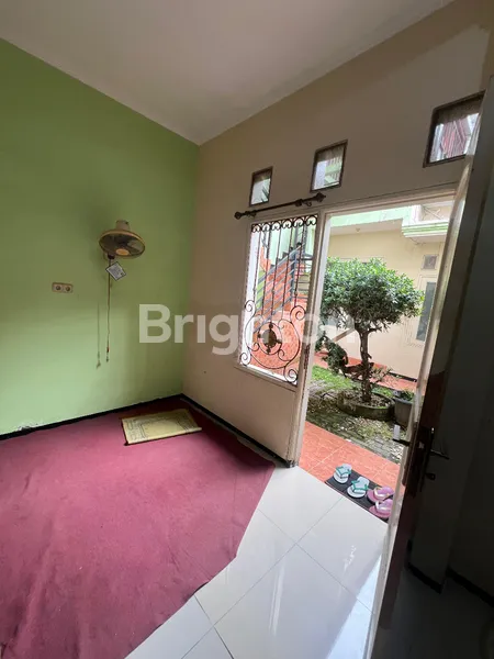 image JUAL CEPAT! RUMAH STRATEGIS DI SURABAYA TIMUR – SANGAT COCOK UNTUK KANTOR/USAHA (4)