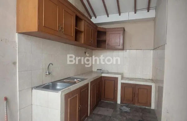 image RUMAH GRIYA YASA GENTAN  3+1KT, LT 168M2 (6)