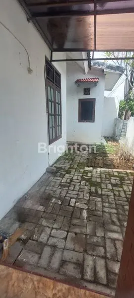 image RUMAH GRIYA YASA GENTAN  3+1KT, LT 168M2 (8)