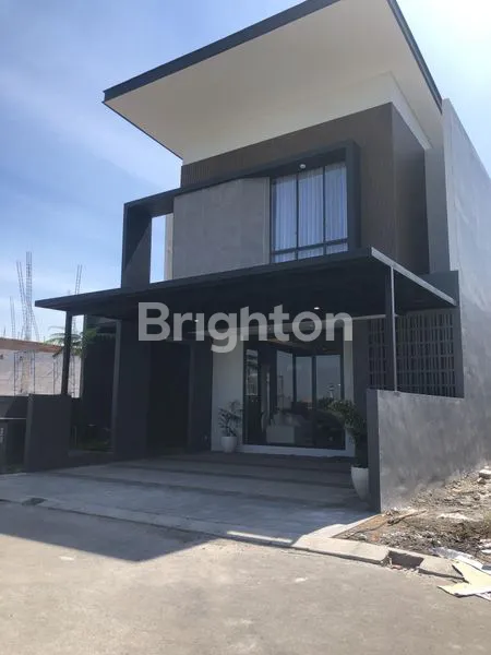 image RUMAH 2 LANTAI, ONE GATE SYSTEM & DEKAT LIPPO MALL (1)