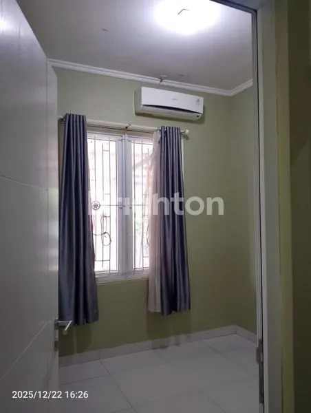 image CLUSTER PERMATA DEPOK, RUMAH 2 KT, SERTIFIKAT SHM, STRATEGIS (4)