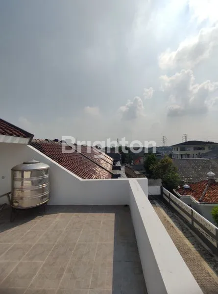 image RUMAH BANGUNAN BARU 3 LANTAI + ROOFTOP DI CLUSTER GREEN ASRI – CIRENDEU, PISANGAN CIPUTAT\NJUAL RUMAH\NCIRENDEU PISANGAN TANGERANG  (8)