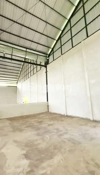 image GUDANG BARU SELUAS 1.296 M2 DENGAN BANGUNAN YANG KUAT & KOKOH, SIAP OPERASIONAL DI LOKASI STRATEGIS BYPASS IB MANTRA - KERAMAS, GIANYAR, BALI (5)