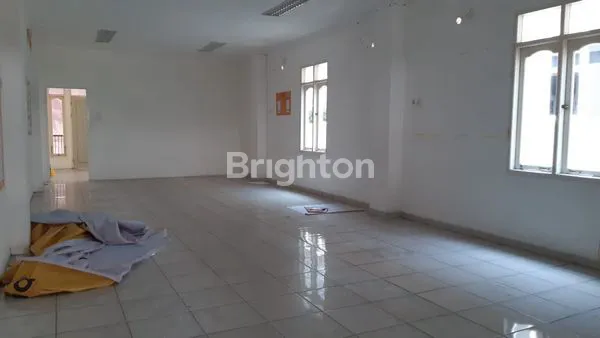 image RUKO DISEWAKAN, LETAK DAN POSISI PERSIS DI  JALAN BESAR MT HARYONO . (2)