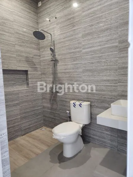 image RUMAH MURAH 2 LANTAI PREMIUM QUALITY DI PANDUGO, SURABAYA (8)