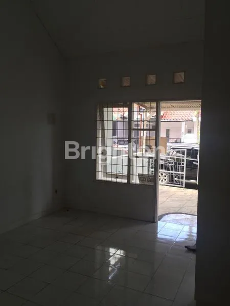 image DISEWAKAN RUMAH DI MELATI MAS (2)