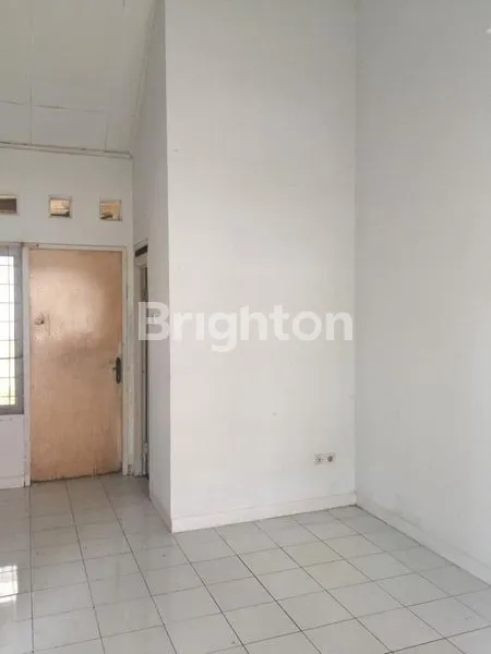 image DISEWAKAN RUMAH DI MELATI MAS (4)