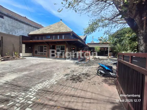 image RUMAH MEWAH SIAP HUNI DI BYPASS SUWUNG, DENPASAR SELATAN (3)