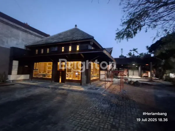 image RUMAH MEWAH SIAP HUNI DI BYPASS SUWUNG, DENPASAR SELATAN (1)
