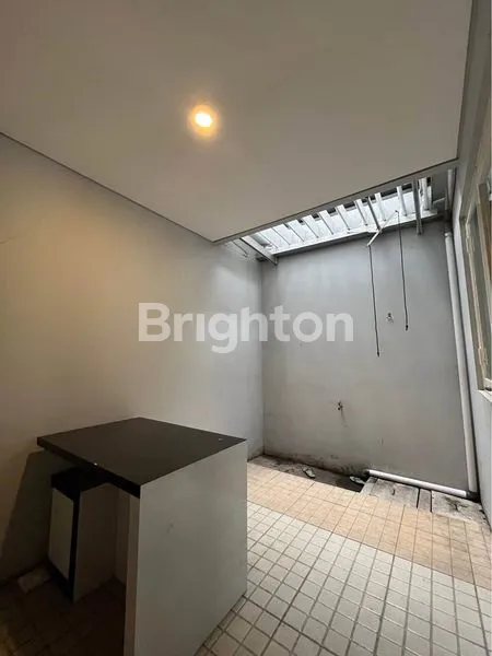 image JUAL RUMAH 2LANTAI GRAND PAKUWON CLUSTER QUEENSLAND SURABAYA BARAT (6)