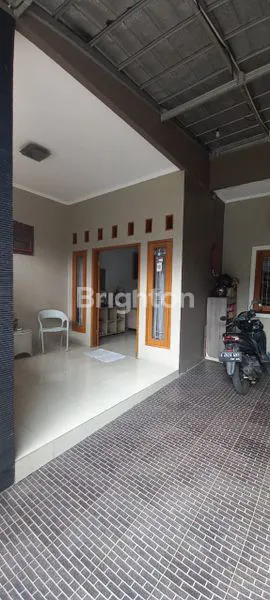 image RUMAH 2 LANTAI SIAP HUNI DI GRIYA PAMULANG ESTATE (2)