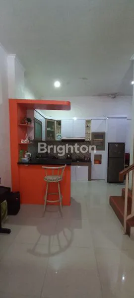 image RUMAH 2 LANTAI SIAP HUNI DI GRIYA PAMULANG ESTATE (5)