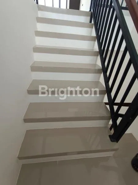 image JUAL RUMAH 2 LANTAI DI NUSA DUA (5)