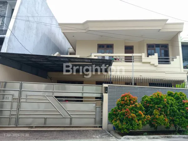 image RUMAH MEWAH DI AREA JELAMBAR LINGKUNGAN NYAMAN (8)