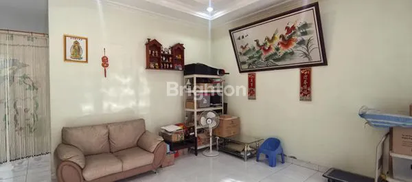 image RUMAH MEWAH DI AREA JELAMBAR LINGKUNGAN NYAMAN (2)