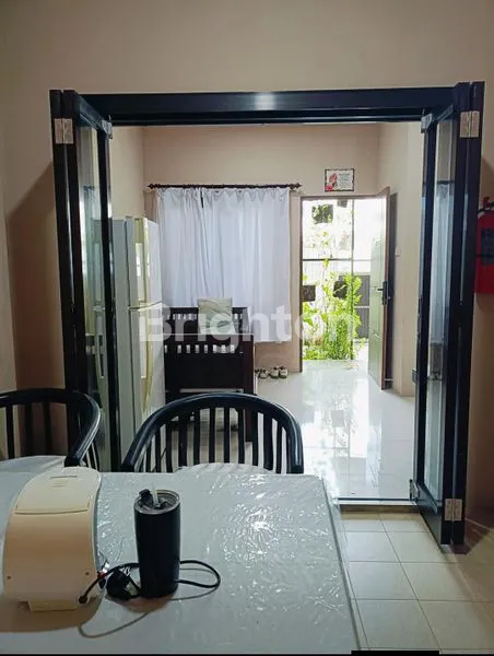 image JUAL RUMAH 2 LANTAI DI TAMAN GRIYA  (2)