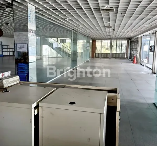 image JUAL/SEWA. BANGUNAN JL. KAPTEN PATIMURA. PRIME LOCATION. COCOK UNTUK BANK, KANTOR, DEALER MOBIL, SUPERMARKET, RESTO, SEKOLAH (4)
