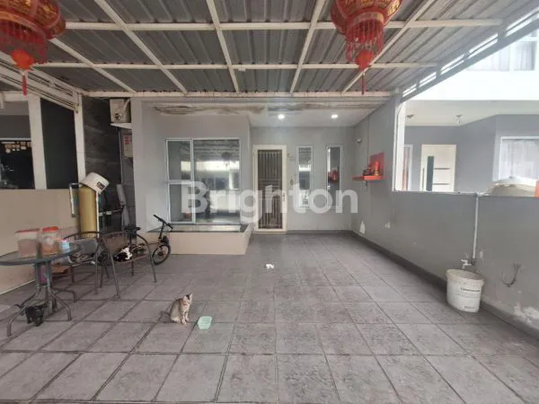 image RUMAH VILLA SIAP HUNI DI KOMPLEK MUTIARA PALACE (FULL FURNISHED) (4)