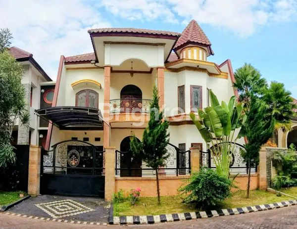 image RUMAH MEWAH DI ISTANA DIENG (1)